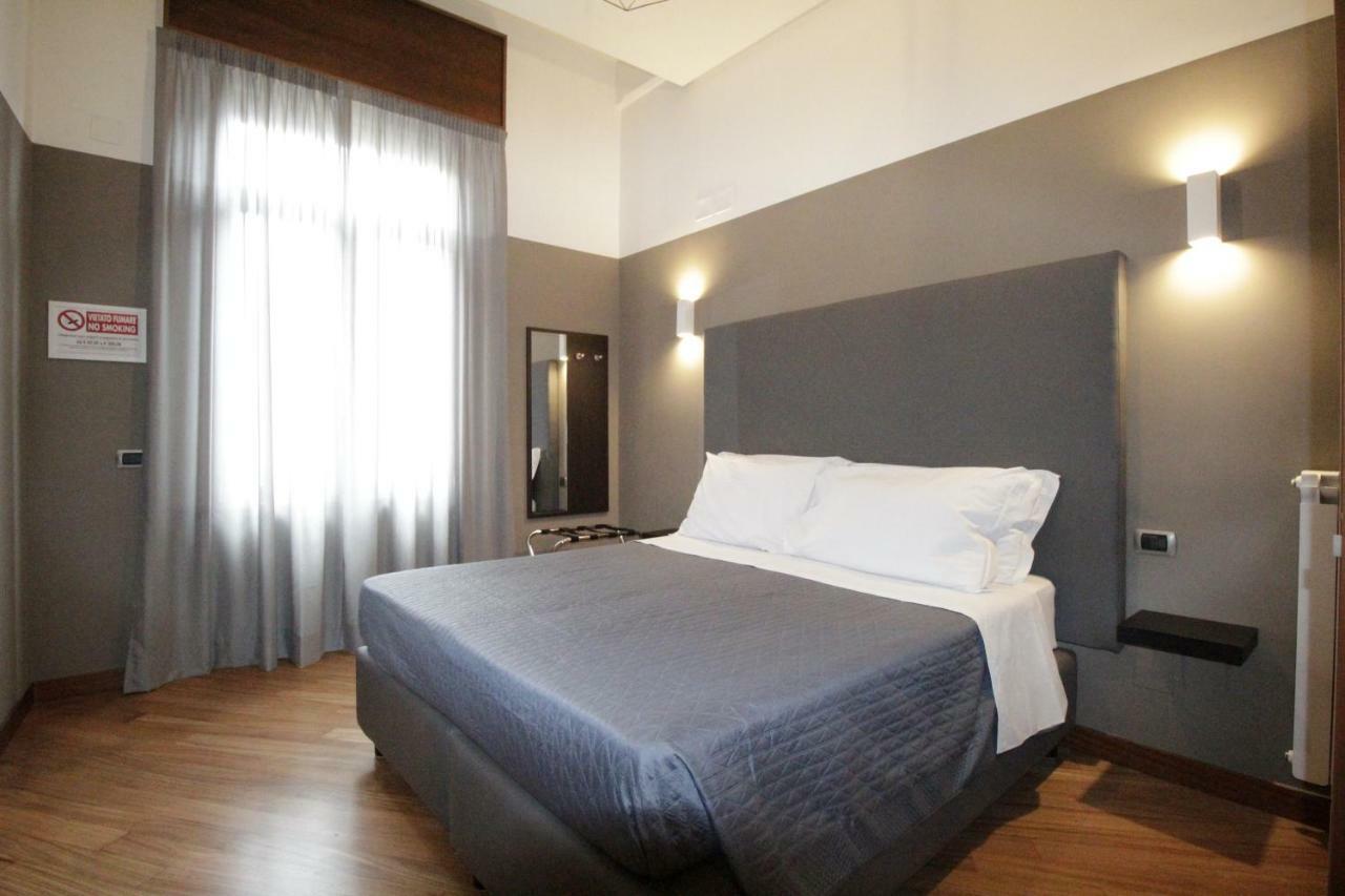 Piazza Carita Hotel Naples Exterior photo